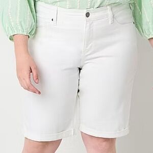 St. John's Bay White Bermuda Shorts